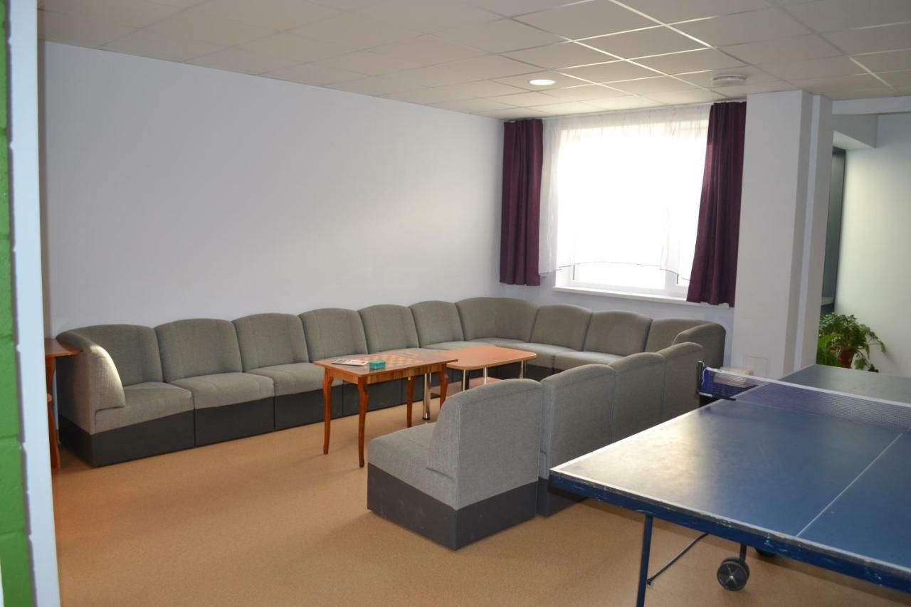 Valmieras Tehnikuma Dienesta Viesnica Luaran gambar